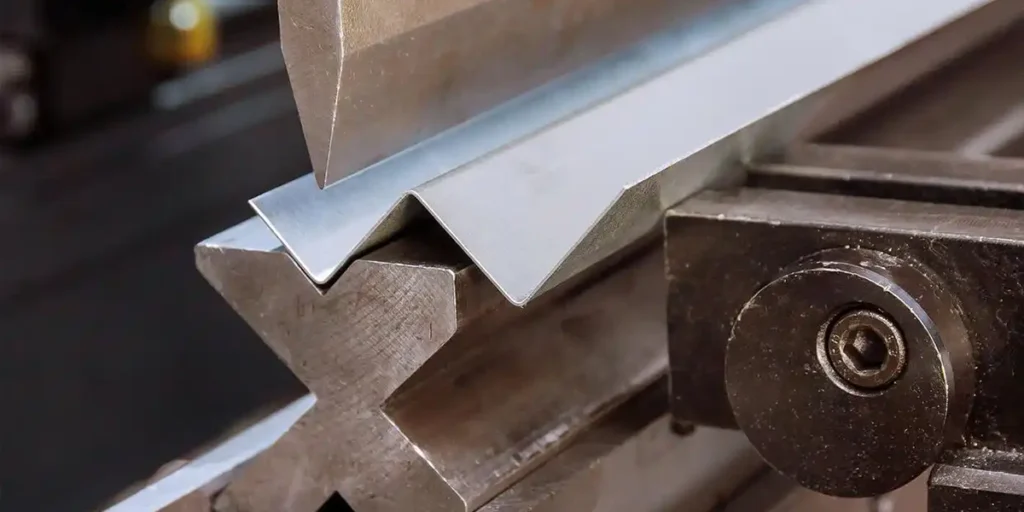 What are the disadvantages of sheet metal processing technology?
