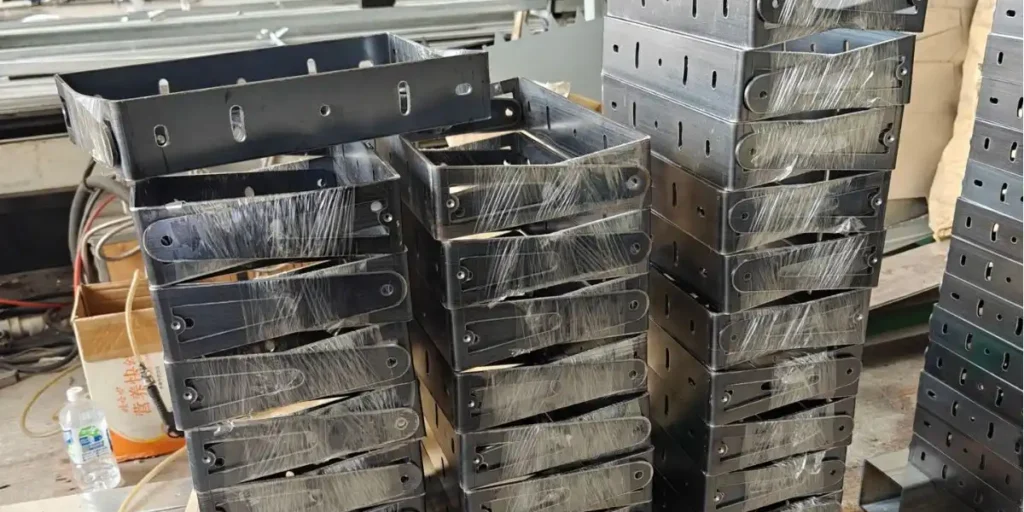 How are metal sheets processed and manufactured? Sheet metal manufacturing process.