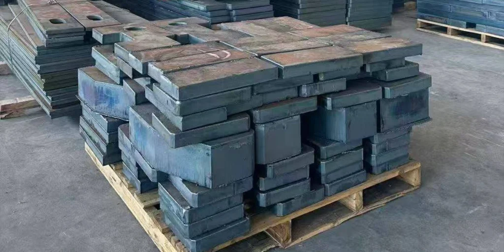 What is alloy steel